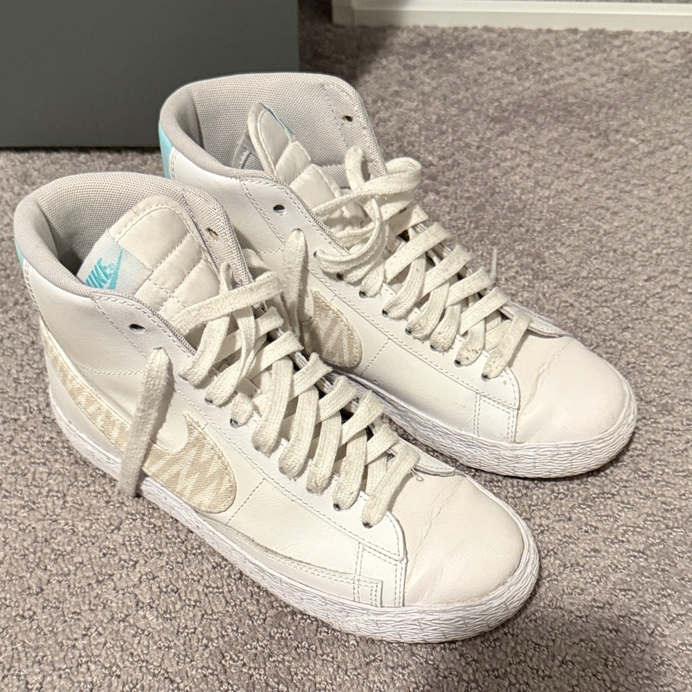 Nike Women's White and Light Blue High-Top Sneakers